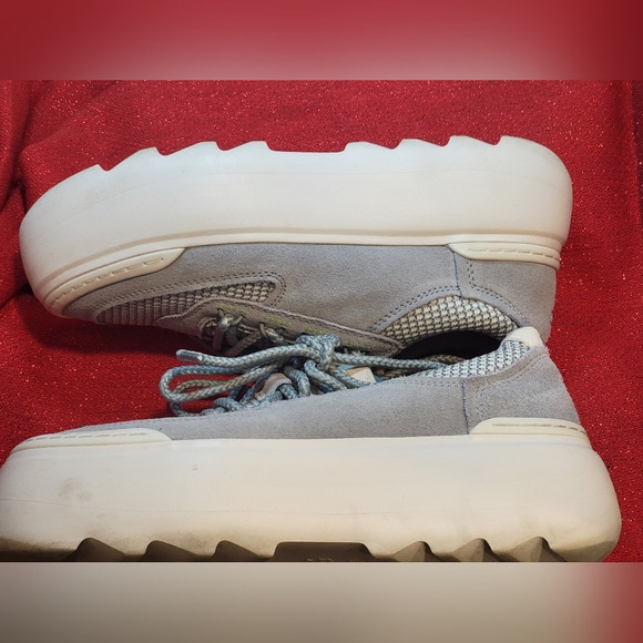 UGG Marlin Mega Lace Greyhound Platform Sneakers Size 7 US - Picture 6 of 12